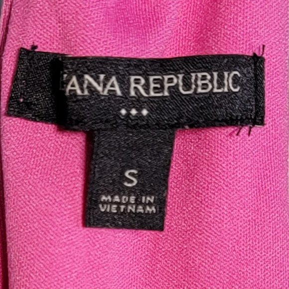 banana REPUBLIC Solid Pink V-neck Camisole Tank Top Small - Picture 3 of 7